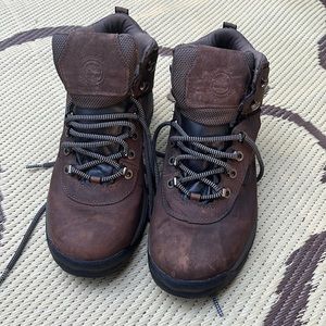 Waterproof timberland shoes